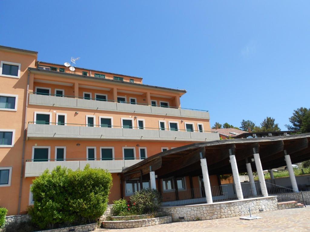 Hotel Santangelo Monte SantʼAngelo Dış mekan fotoğraf