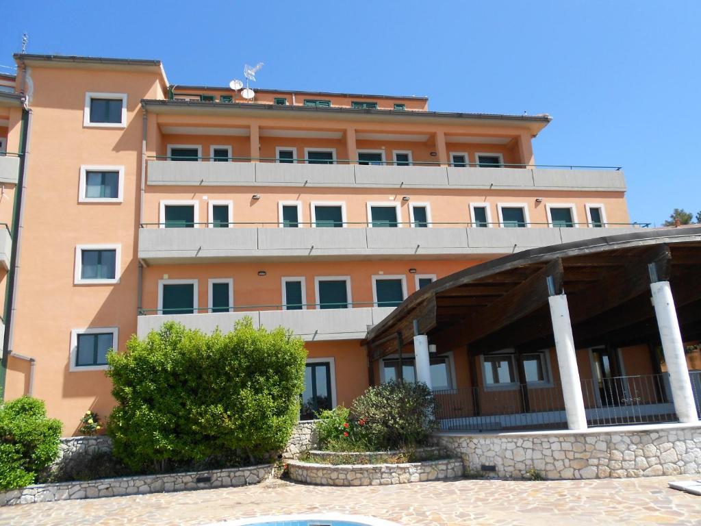 Hotel Santangelo Monte SantʼAngelo Dış mekan fotoğraf